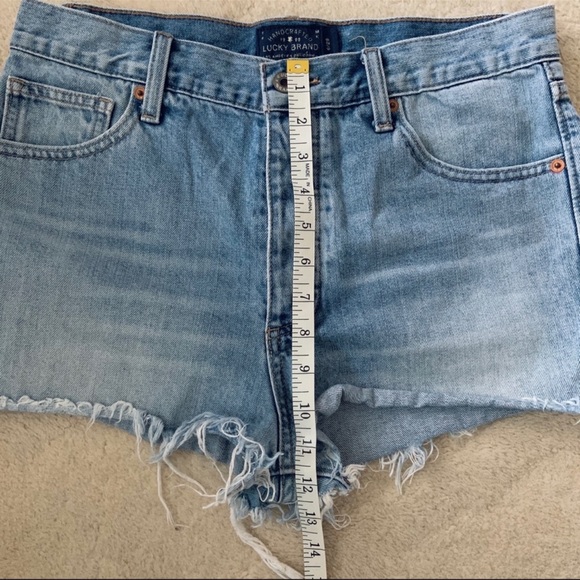Lucky Brand A Line Vintage Short High Rise Embroidered Cutoff Denim Size 28 - Picture 4 of 11